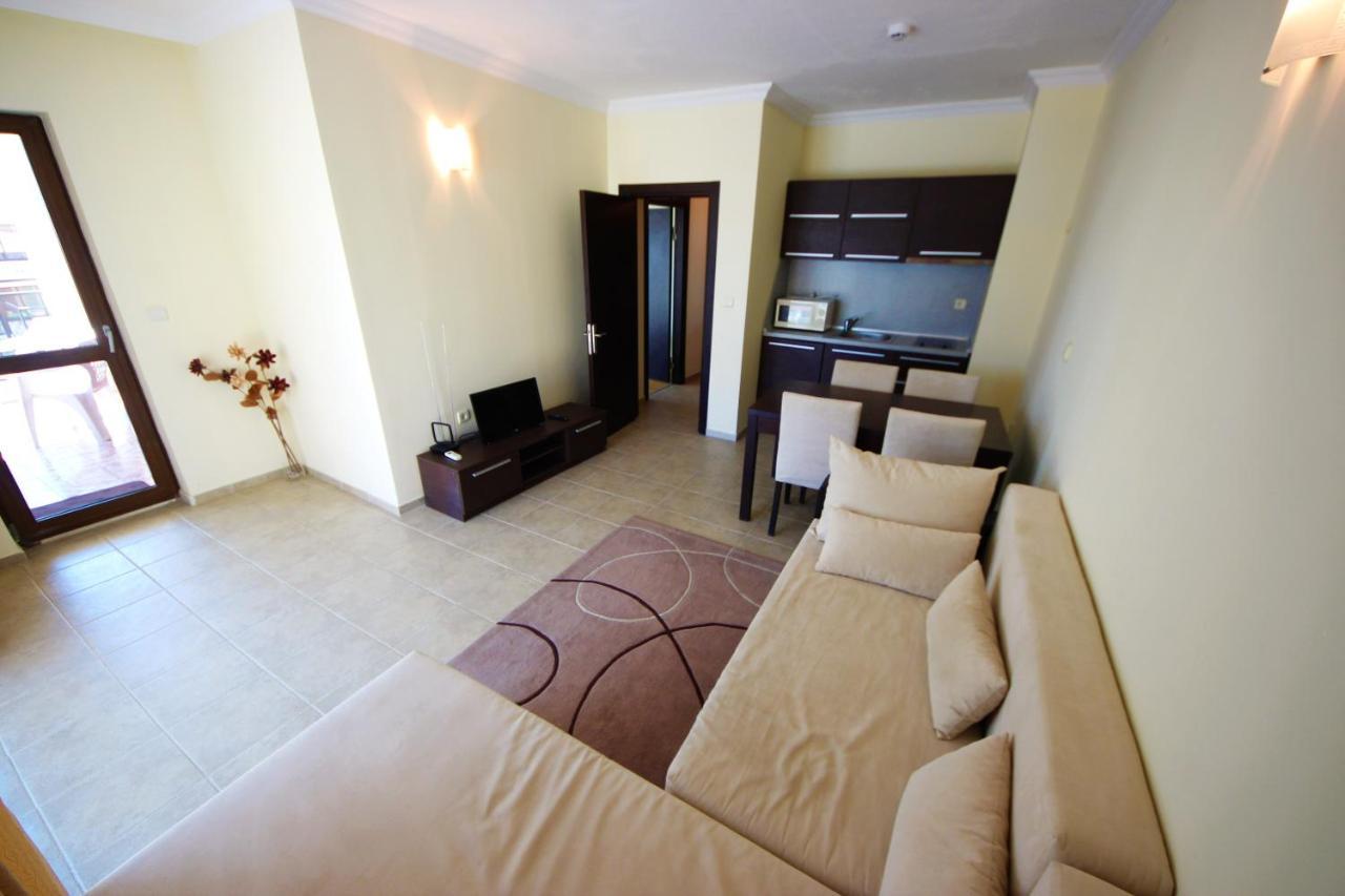 Menada Sveti Vlas Apartments Exterior foto